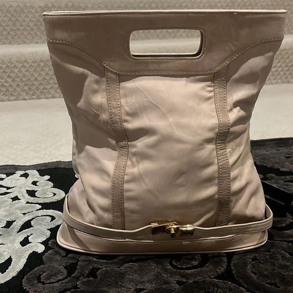 BCBGMaxAzria multi-way handbag - Picture 9 of 11